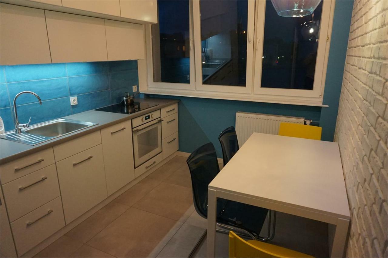 Apartament Dwupokojowy Gdynia Śródmieście Apartamento Exterior foto